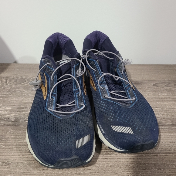 Brooks running shoes men size 13 - Picture 4 of 6